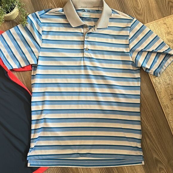 ((3 PIECE)) MENS SIZE SMALL BUNDLE TWO ADIDAS GOLF POLOS AND NWT UNDER ARMOUR T - Picture 3 of 7